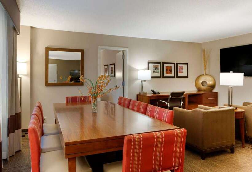 هتل Comfort Inn And Suites Presidential Little Rock