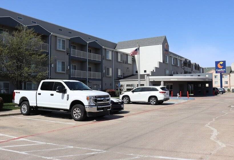 Hotel Comfort Suites Dfw Airport