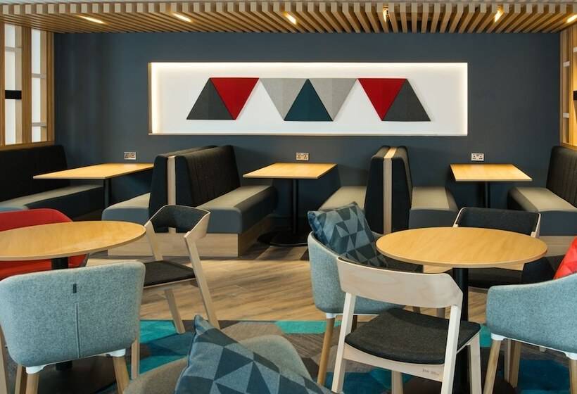هتل Holiday Inn Express Birmingham Nec, An Ihg
