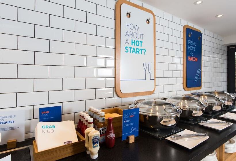 هتل Holiday Inn Express Birmingham Nec, An Ihg