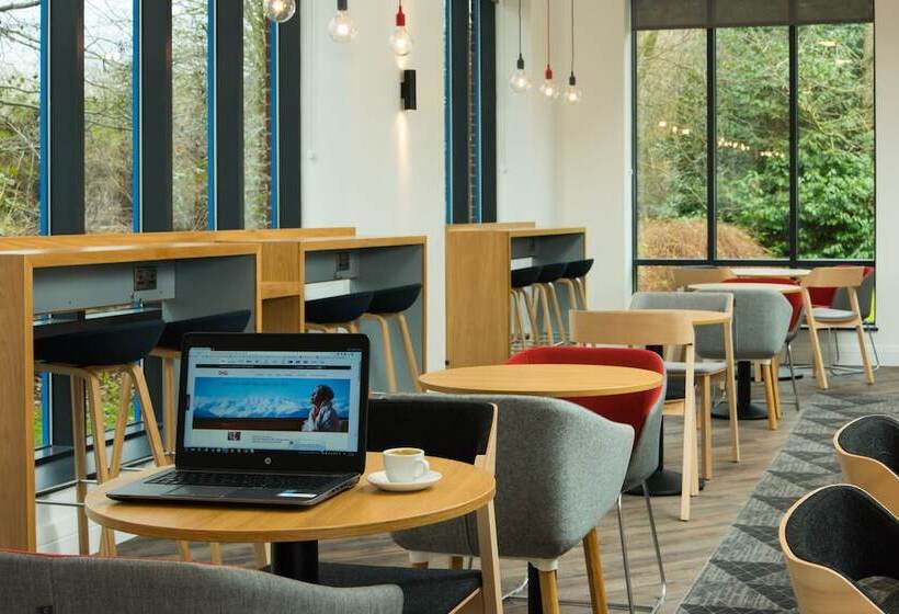 هتل Holiday Inn Express Birmingham Nec, An Ihg