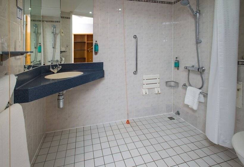 هتل Holiday Inn Express Birmingham Nec, An Ihg