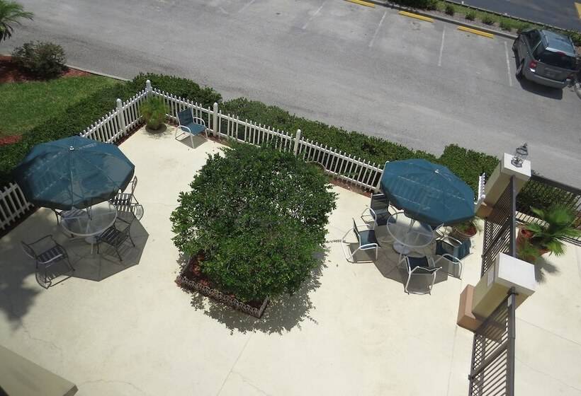 בית מלון כפרי Holiday Inn Express Clermont, An Ihg
