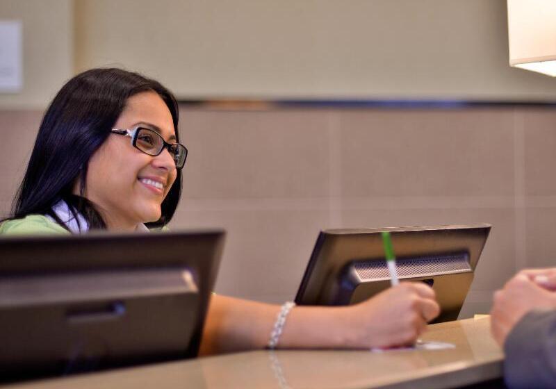 Fotos del hotel Holiday Inn Express Kennedy Airport, An Ihg:  8