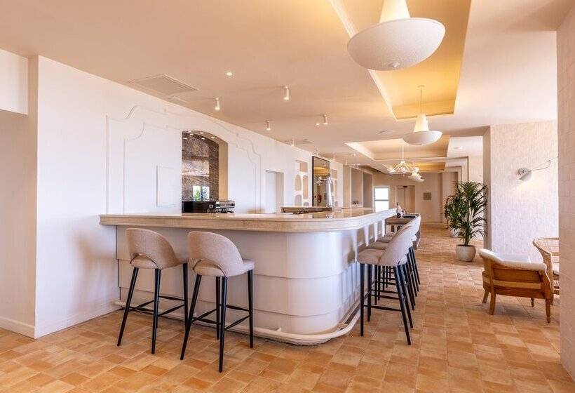 ホテル Hoposa Pollentia - Adults Only