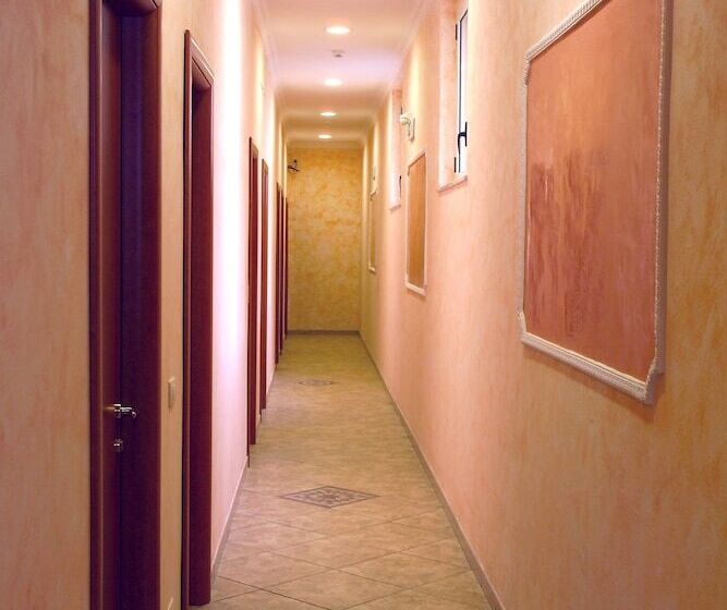 Fotos del hotel Kriss:  16