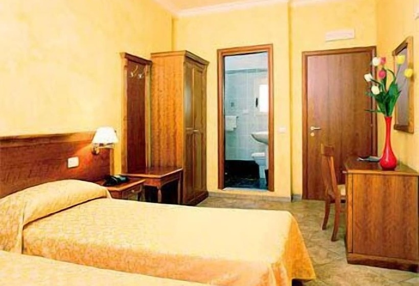 Fotos del hotel Kriss:  5