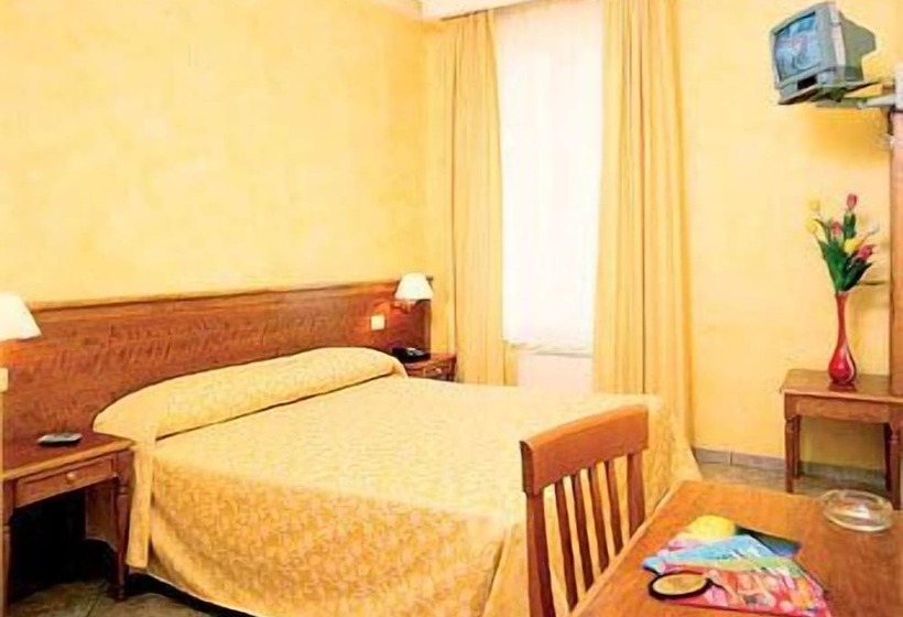 Fotos del hotel Kriss:  2