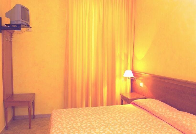 Fotos del hotel Kriss:  13