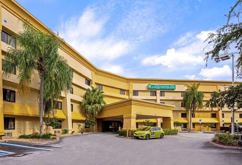 Hotel La Quinta Inn & Suites By Wyndham Miami Airport East