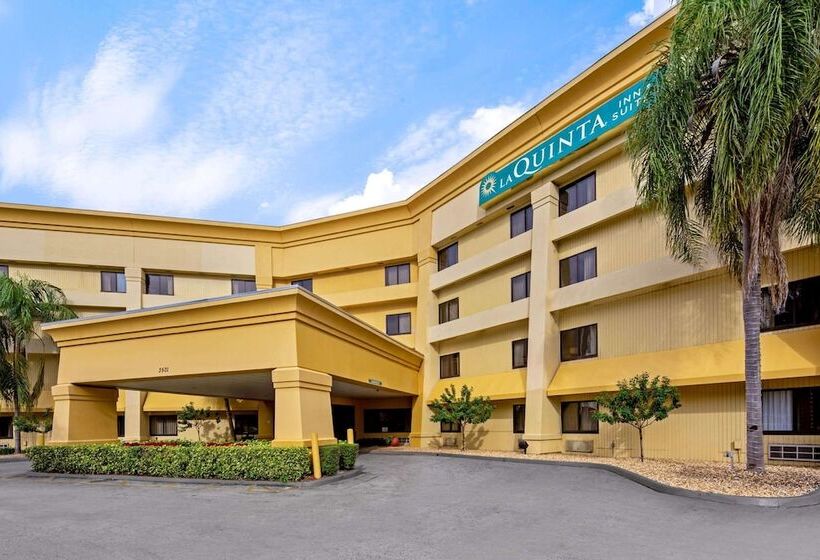 Hotel La Quinta Inn & Suites By Wyndham Miami Airport East