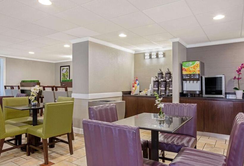 هتل La Quinta By Wyndham Miami Airport East