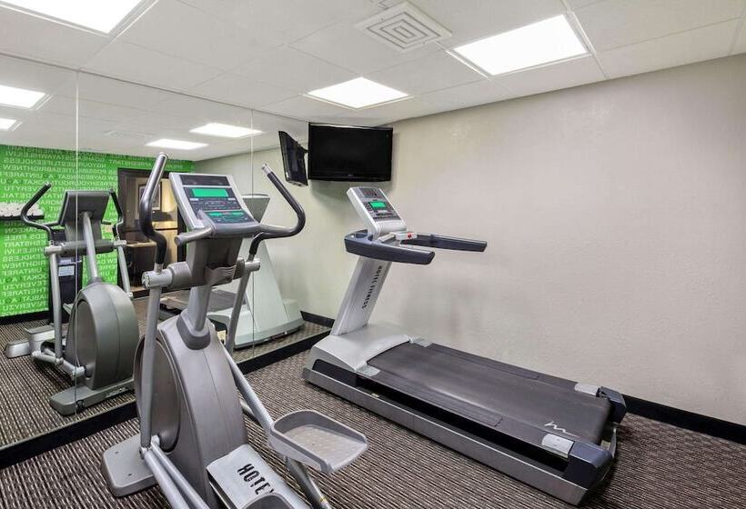 هتل La Quinta By Wyndham Miami Airport East