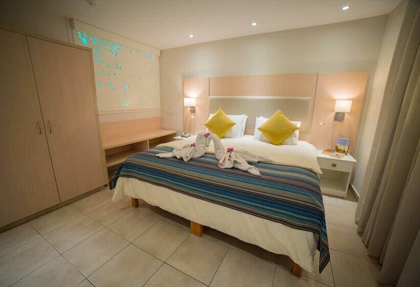 Myroandrou Beach Hotel Apartments