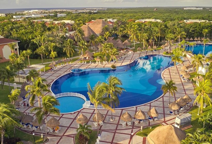 リゾートホテル Bahia Principe Grand Coba  All Inclusive