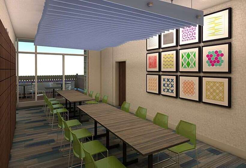 בית מלון כפרי Holiday Inn Express & Suites Dallas Central Market Center By Ihg