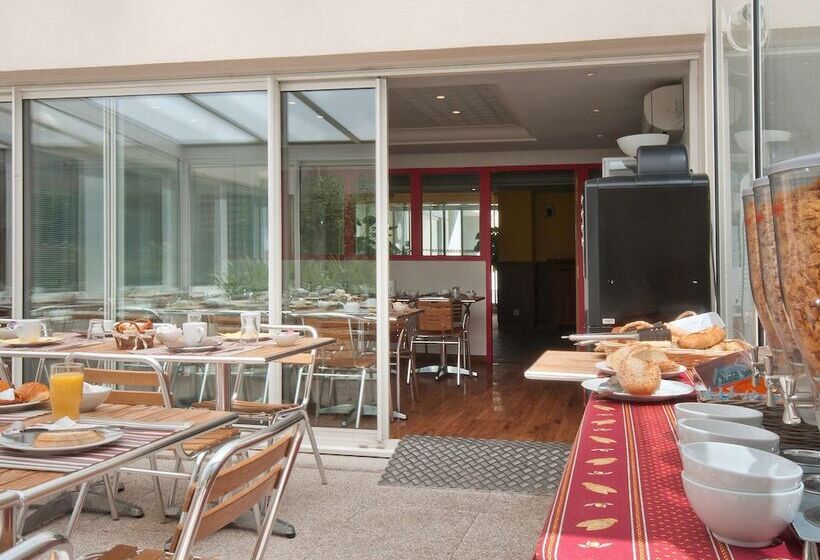 Aparthotel Adagio Access Marseille Prado Périer