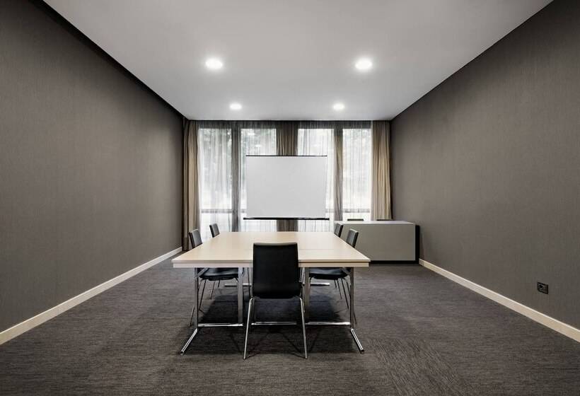 Ac Hotel Bologna By Marriott