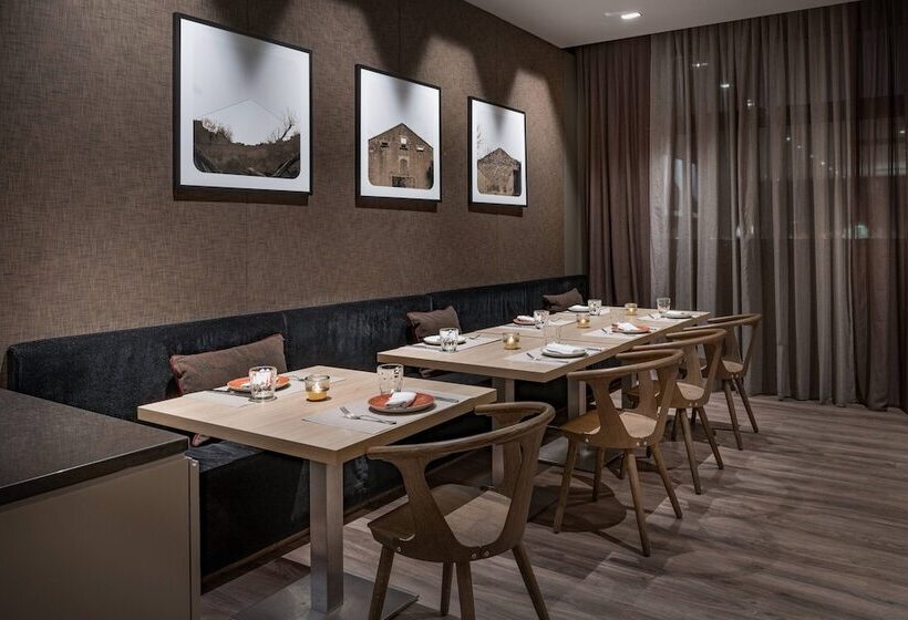 Ac Hotel Bologna By Marriott