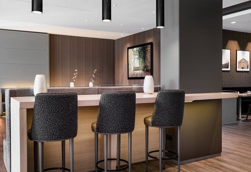 Ac Hotel Bologna By Marriott