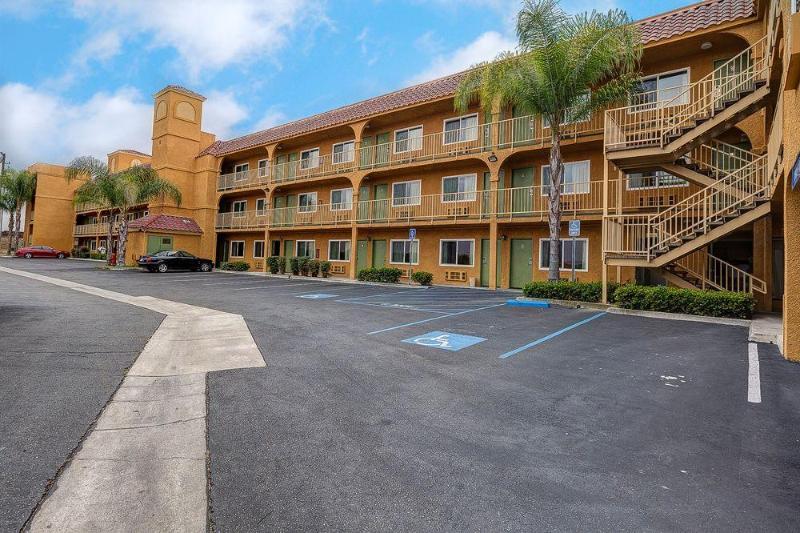 هتل Buena Vista Inn