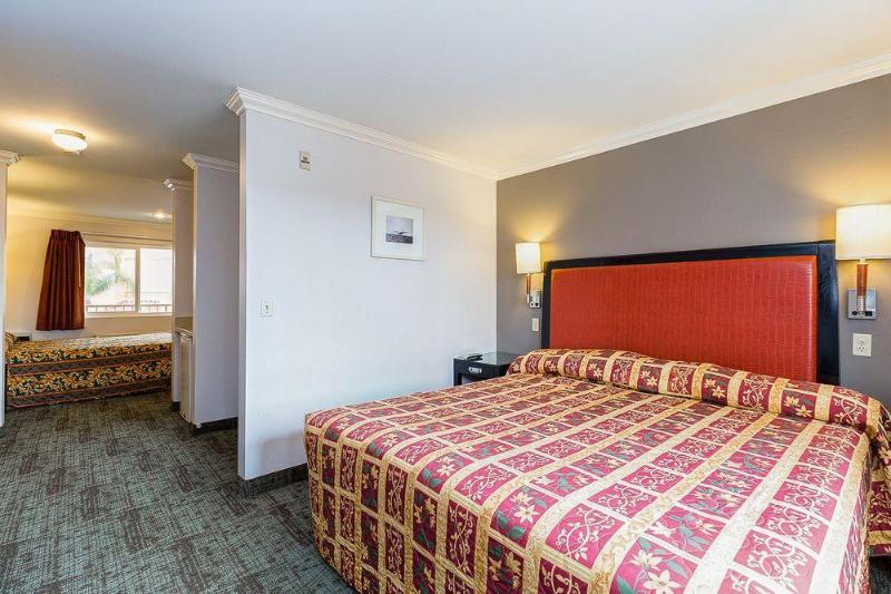 هتل Buena Vista Inn