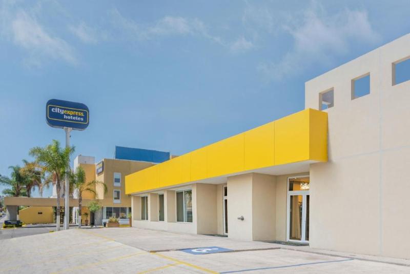 هتل City Express By Marriott Queretaro