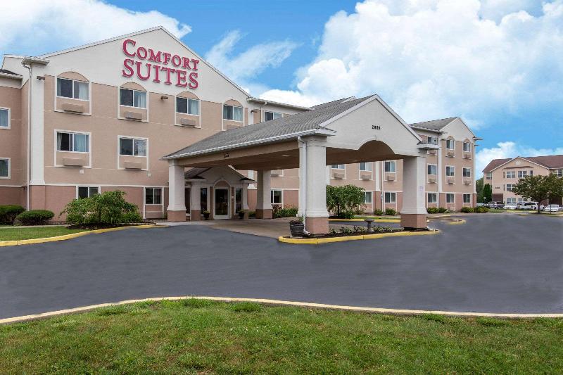 هتل Comfort Suites Rochester Henrietta University Area