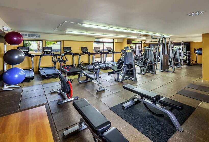 هتل Doubletree By Hilton San Jose