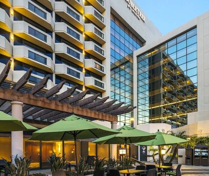 هتل Doubletree By Hilton San Jose