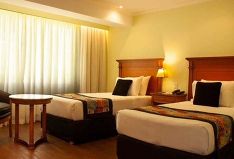 Hotel Huinid Bustillo  & Spa