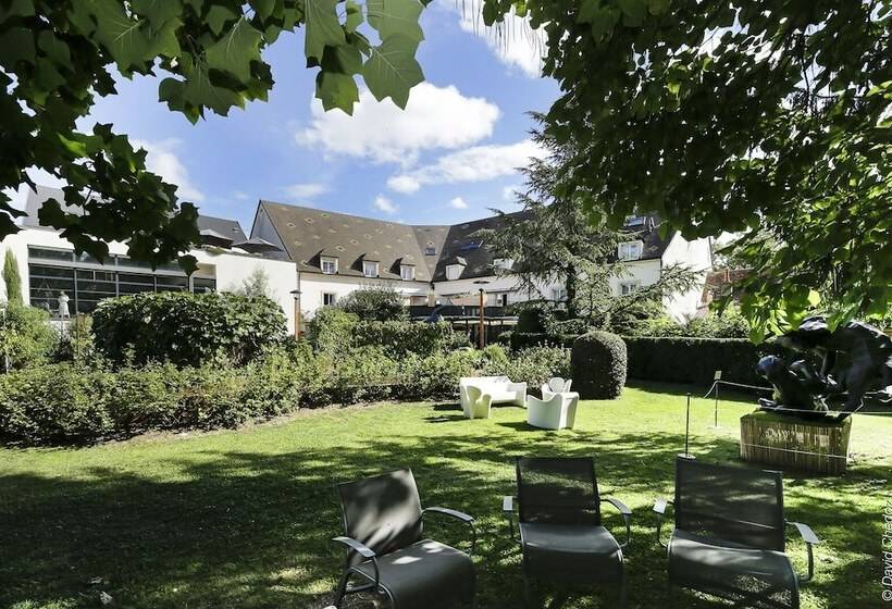 ホテル Le Richebourg Hôtel, Restaurant & Spa