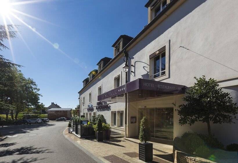 Отель Le Richebourg Hôtel, Restaurant & Spa