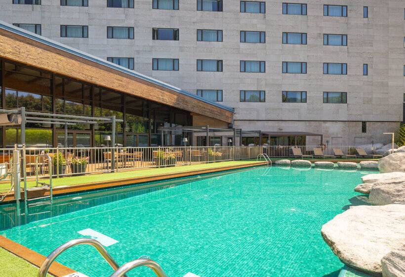 هتل Puerta De Bilbao