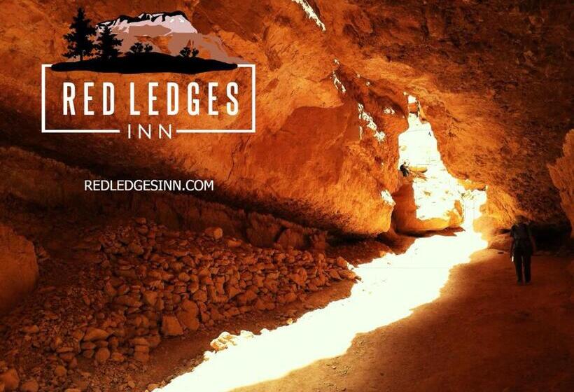 هتل Red Ledges Inn