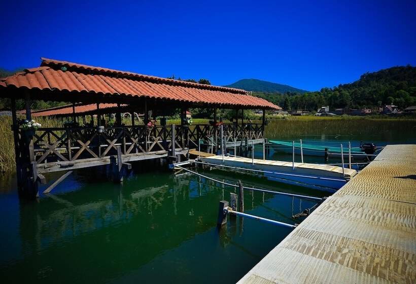 호텔 Zirahuen Forest And Resort