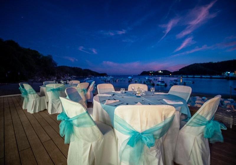 Marina Resort & Beach Club