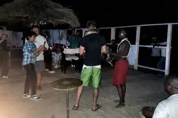 Fotos del hotel Imani Beach Villa:  15