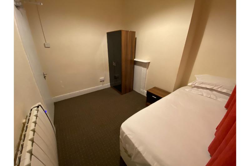 فندق Newport Lodge