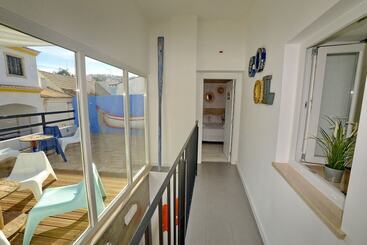 هتل Son Of A Beach Hostel