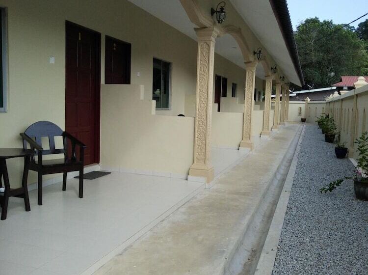 هتل Sri Melor Inn