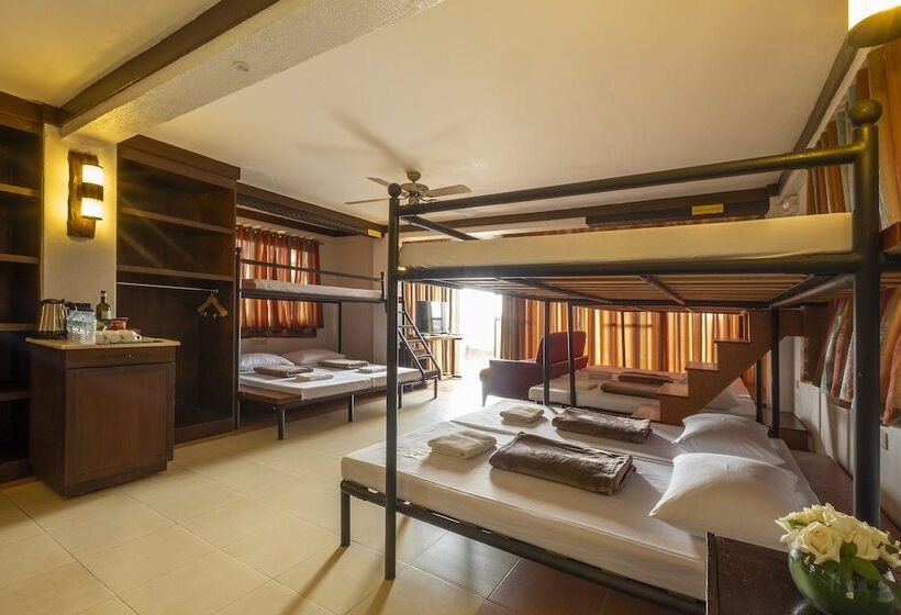 Fotos del hotel West 35 Eco Mountain Resort:  2