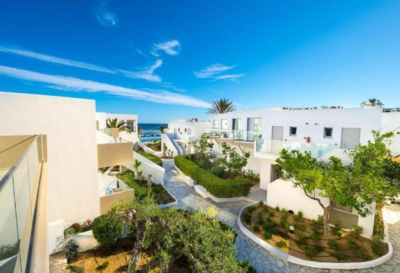 فندق Adele Beach