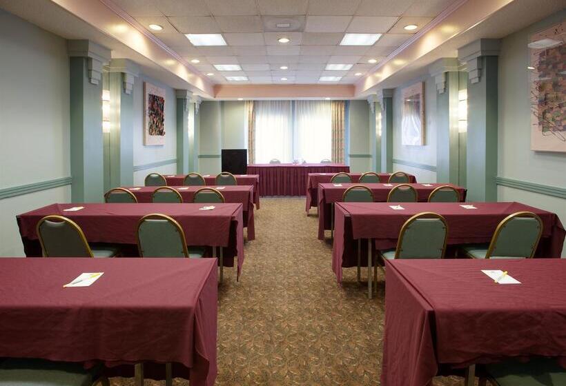 هتل Americas Best Value Inn Baltimore