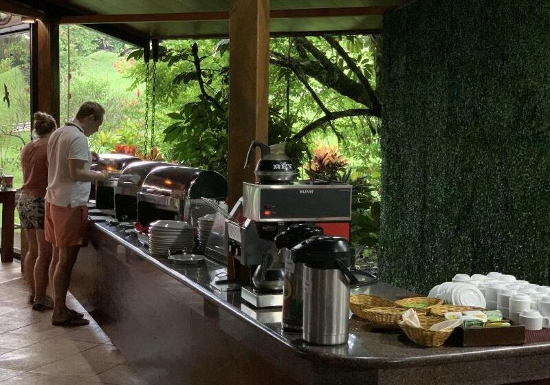 Fotos del hotel Arenal Volcano Inn:  16