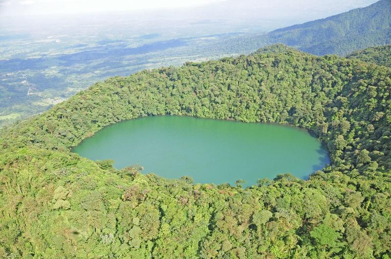 هتل Arenal Volcano Inn