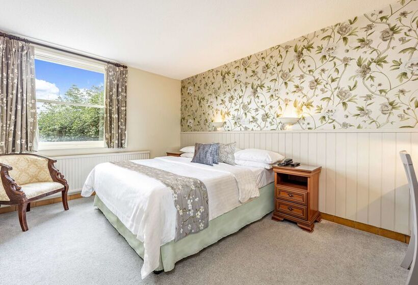 هتل Best Western Limpley Stoke