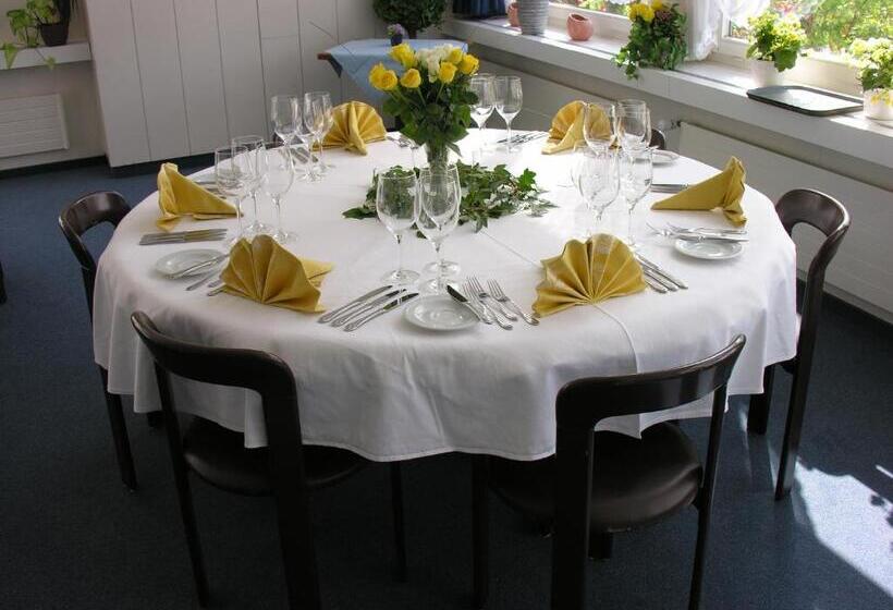 בית מלון כפרי Blumenstein Self Check In