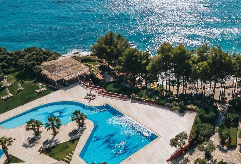 هتل Candia Park Village