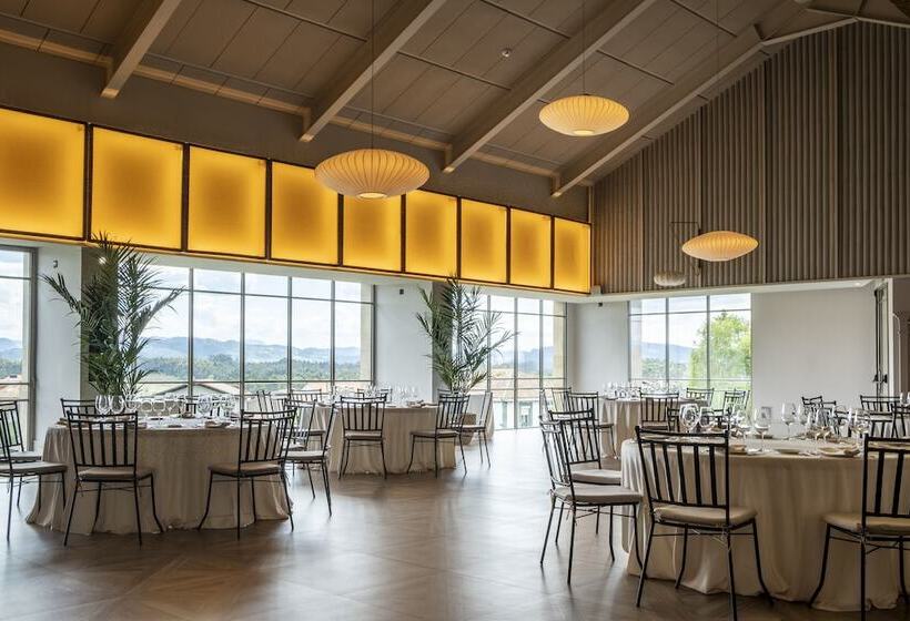 فندق Coolrooms Palacio De Luces